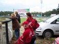 Rok 2007: Sztab Ratownictwa i ekipa TVP 2 na zawodach speedrowerowych - stadion ulowy