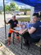 przejd� do galerii